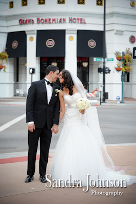 Best Maggiano's Orlando wedding photographer - Sandra Johnson (SJFoto.com)